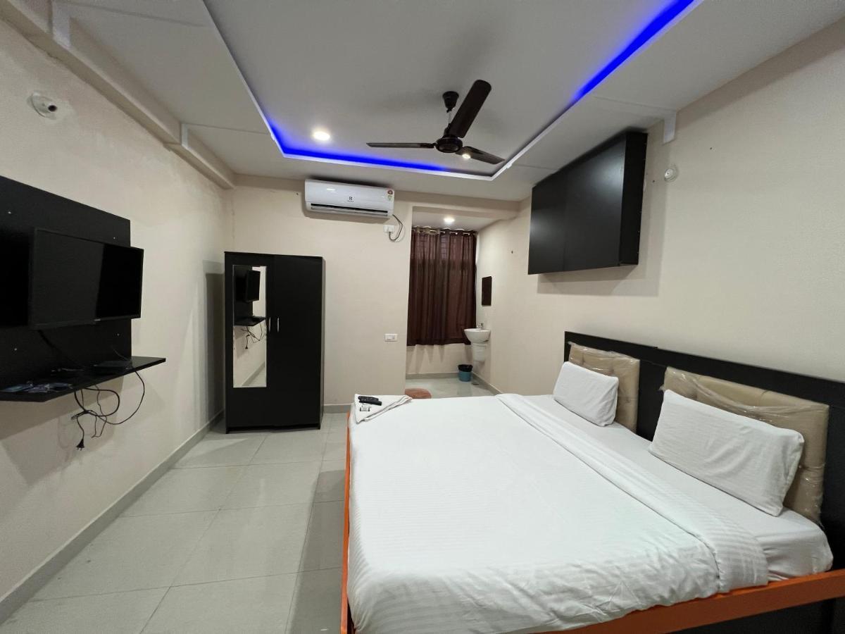 Hotel 5 Star Grand Shamshabad Zewnętrze zdjęcie