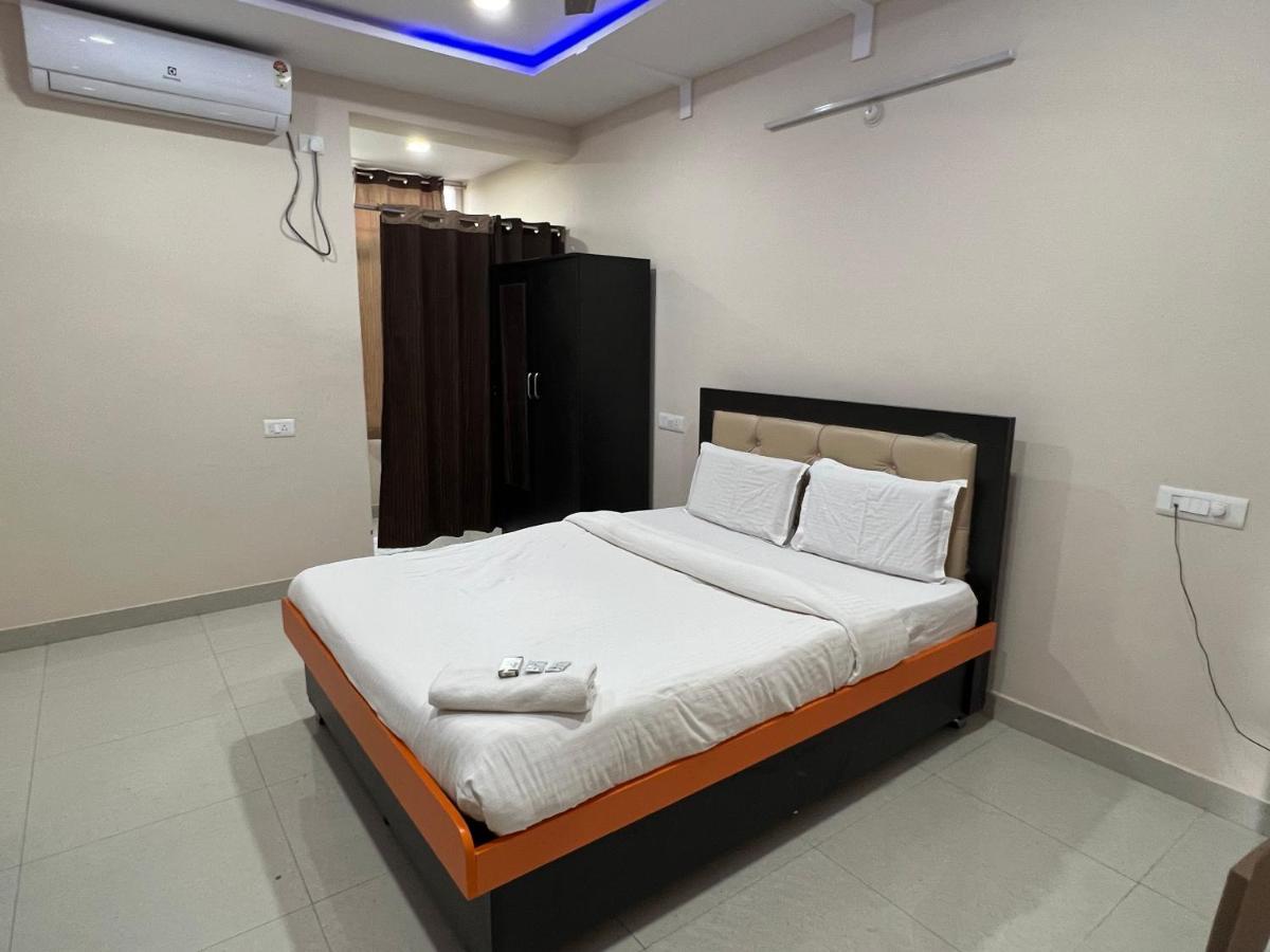 Hotel 5 Star Grand Shamshabad Zewnętrze zdjęcie