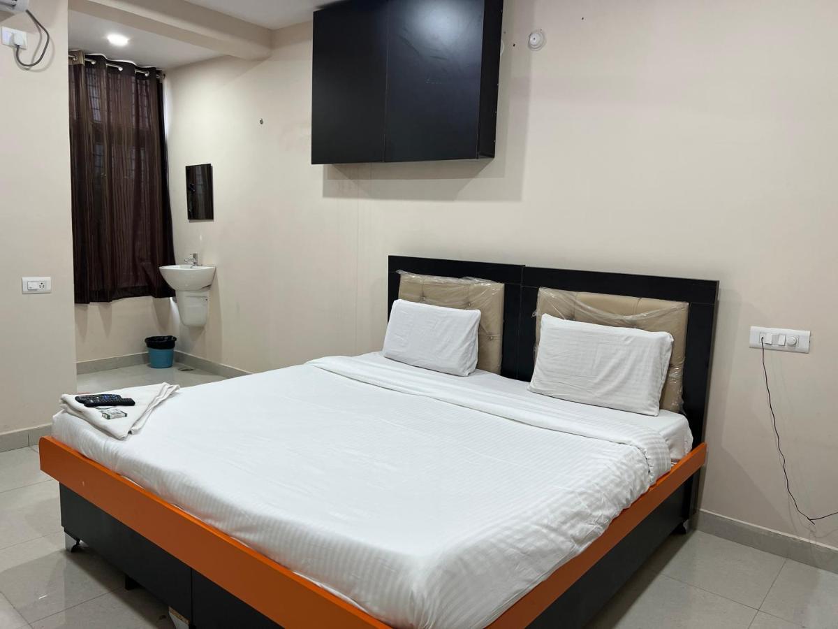 Hotel 5 Star Grand Shamshabad Zewnętrze zdjęcie